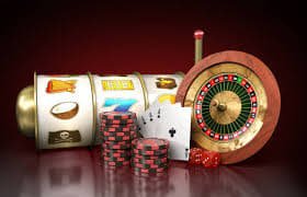Filipino player viewing earning app bonus promotions on mobile phone